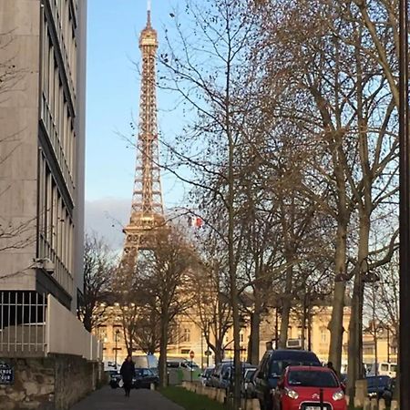 Studio Pour Deux Face A La Tour Eiffel Paris Extérieur photo